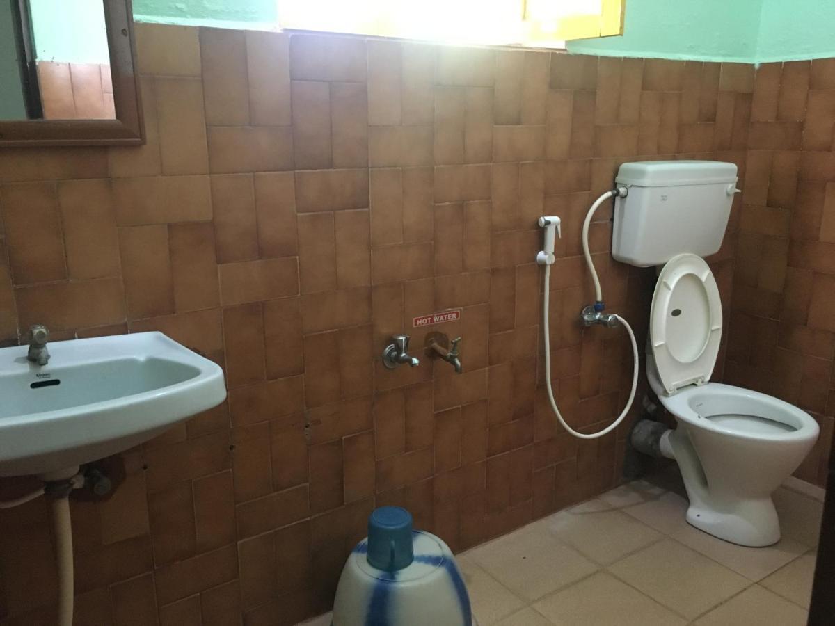 Valli Hotel Tandzsávúr Kültér fotó