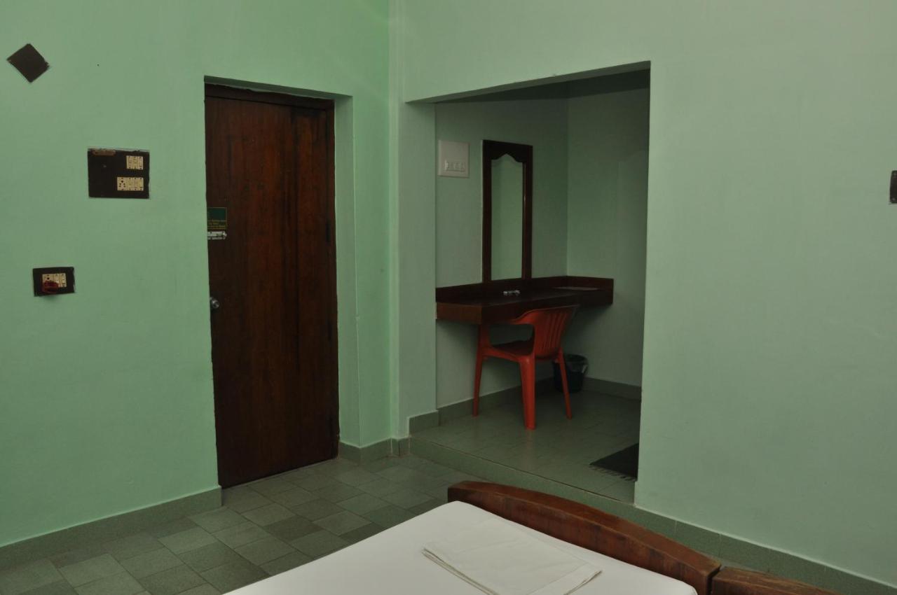 Valli Hotel Tandzsávúr Kültér fotó