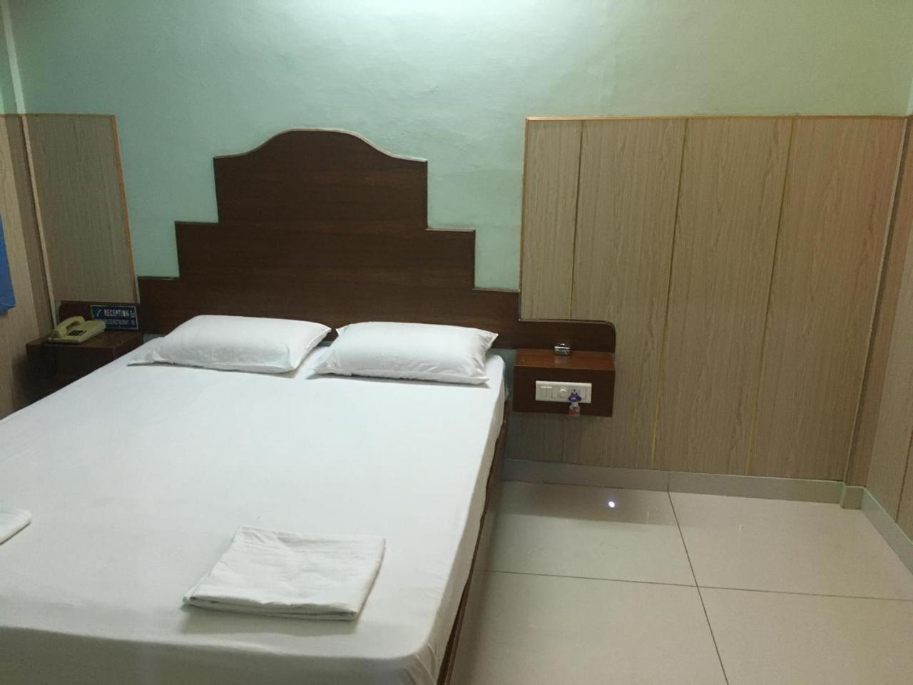 Valli Hotel Tandzsávúr Kültér fotó
