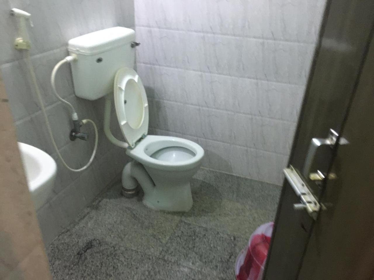 Valli Hotel Tandzsávúr Kültér fotó